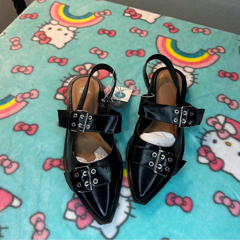 Size 8 Peyton Double Buckle black Slingback Flats by wild fable alternative punk